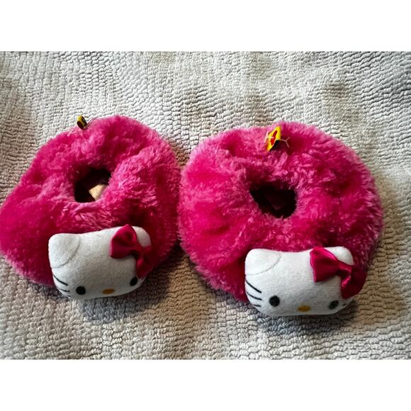 Build A Bear Workshop Hello Kitty With Bow Fuzzy Sanrio Shoes Set Pink NWOT - Picture 3 of 11